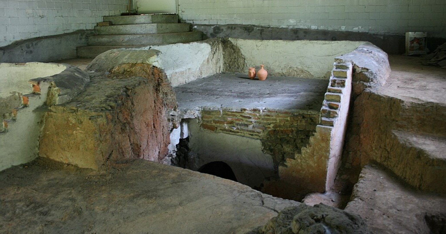 Uncovered kitchen from the Roman city of Nida near Frankfurt, Germany