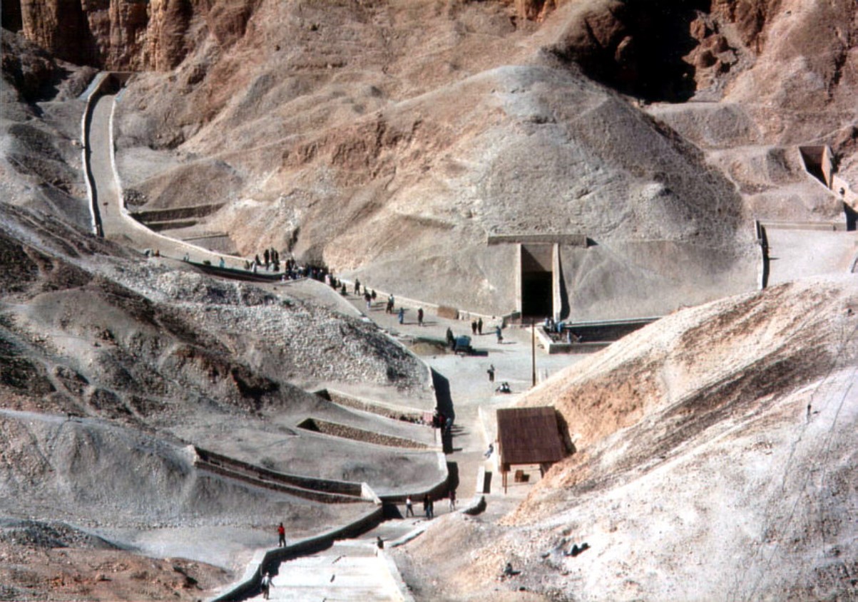 A photograph of the Valley of the Kings, where many Egyptian pharaohs were buried
