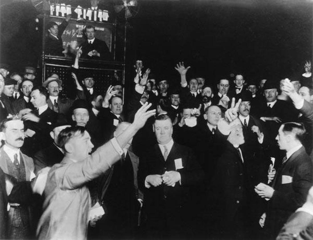The NYSE in the 1920s showing active day trading