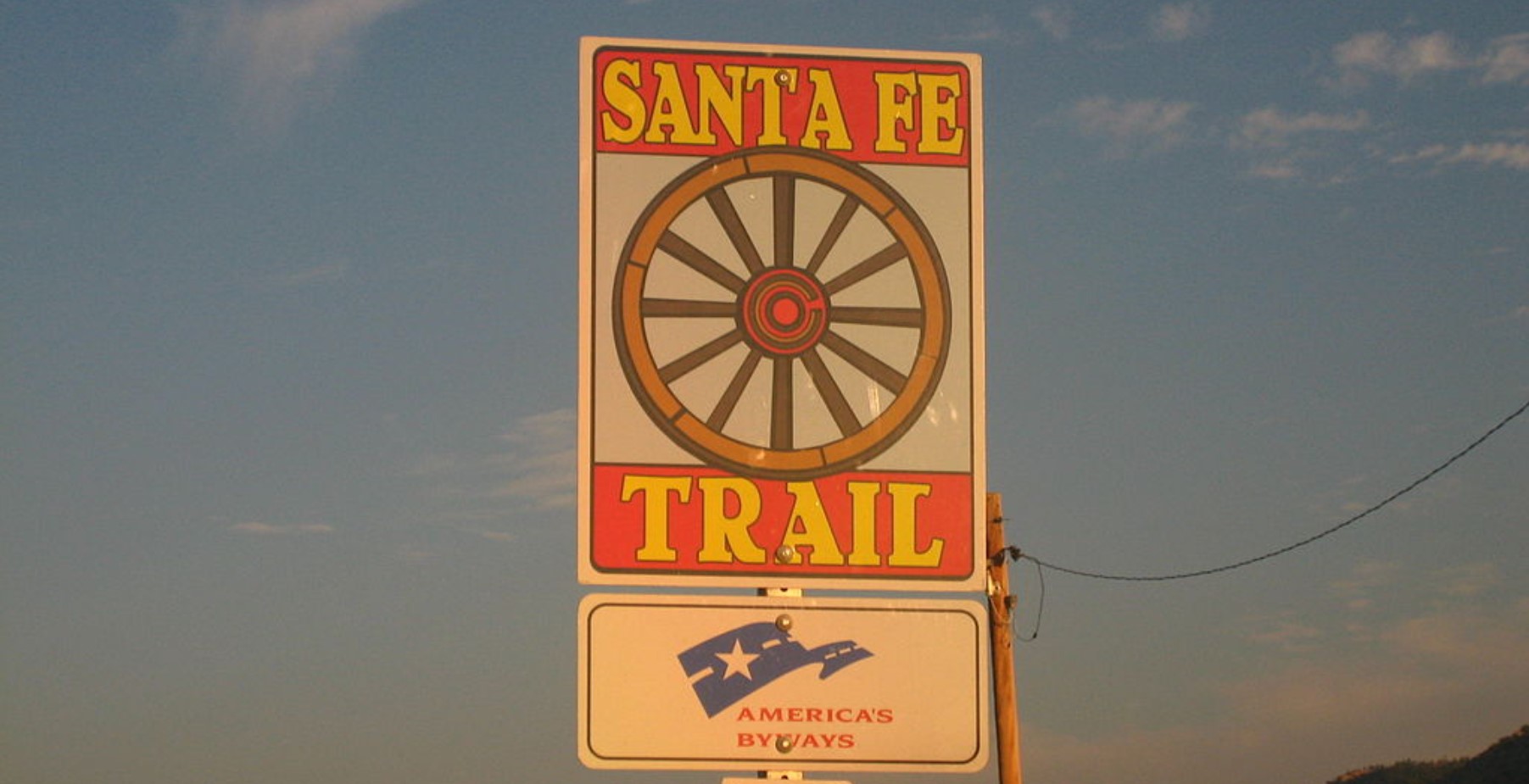 An image of a sign referencing the Santa Fe Trail