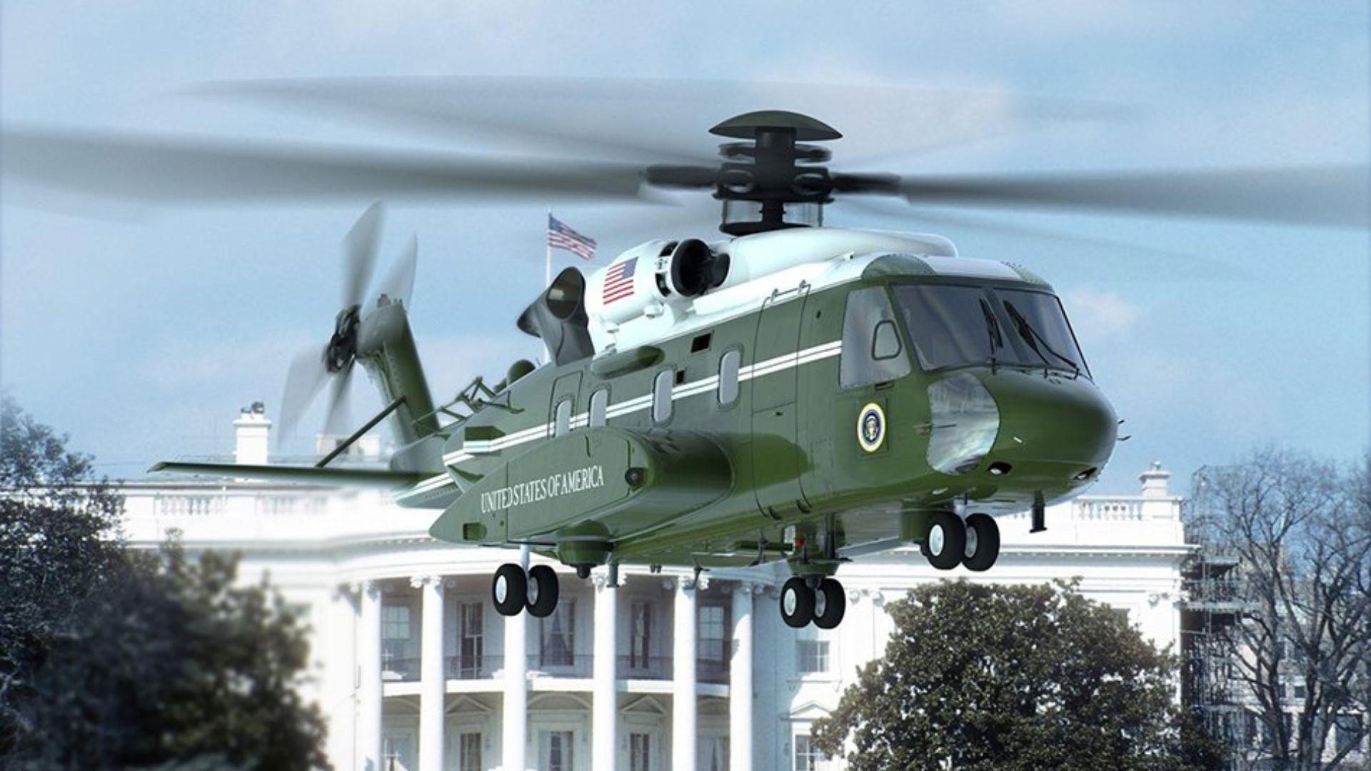 The VH-92 preparing to land in front of the White House.