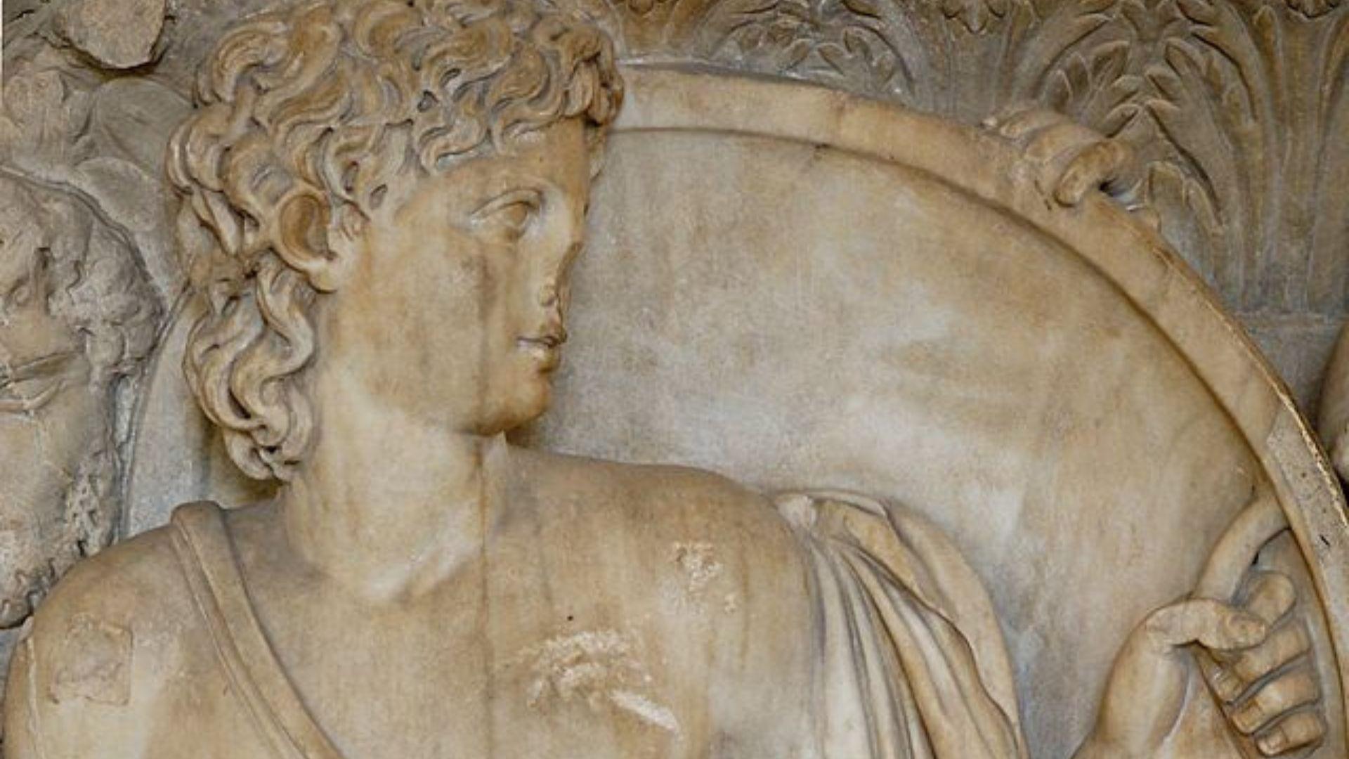 A sculpture of Achilles.