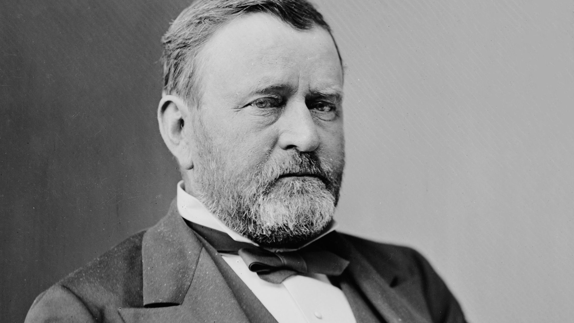 A black and white photo from the 1800s of Ulysses S. Grant.