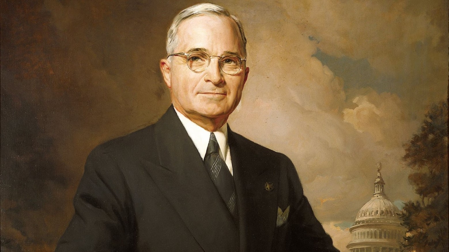 The official presidential portrait of Harry Truman.