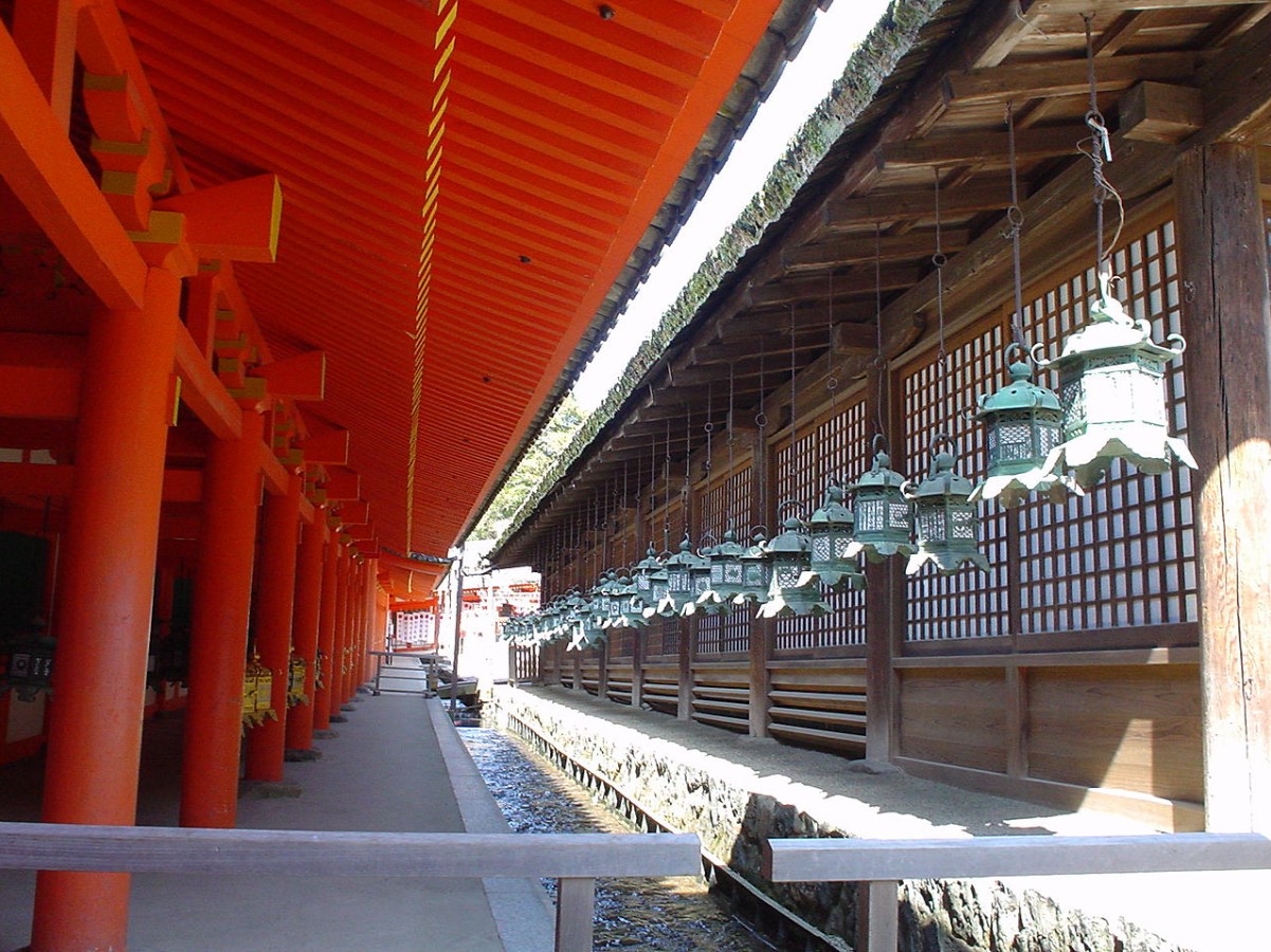 An image of the bells on the exterior of the Kasuga Taisha shrine