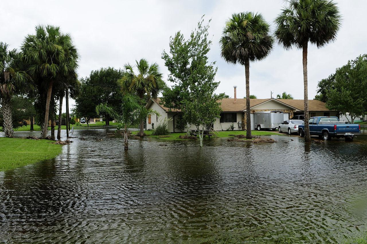 A photograph of a large flood in Florida