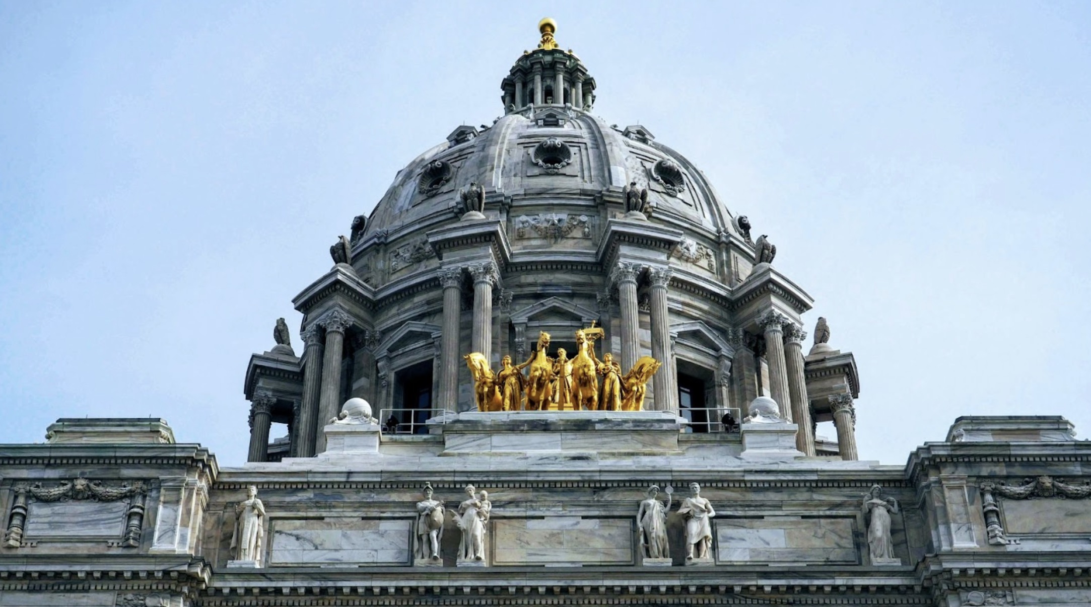 The Minnesota state capitol building seen in the daytime.