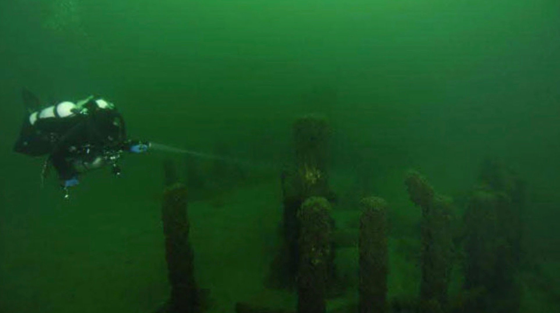 Mysterious “Stonehenge” Structure Discovered In US Lake