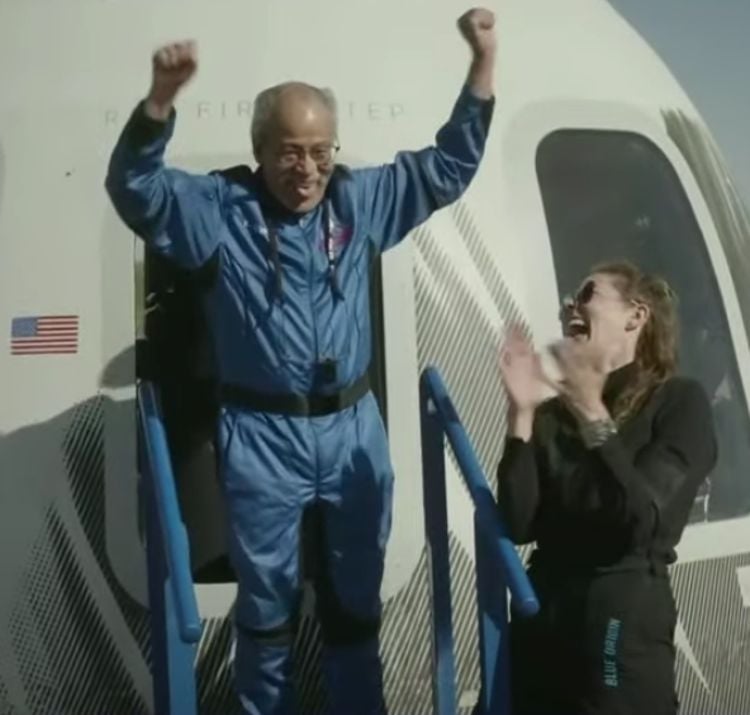 Ed Dwight, America’s First Black Astronaut Candidate, Goes to Space 60 ...