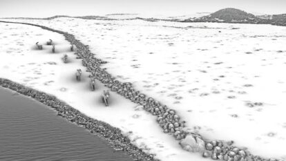 A reconstruction of how the newly discovered wall could have served as a hunting structure during the Stone Age, trapping deer alongside a body of water.