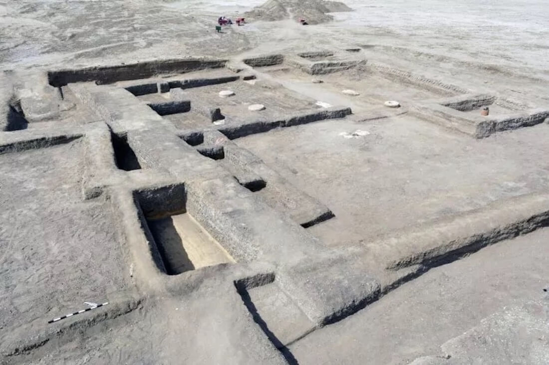 The archaeological site of the fortified royal retreat found in northern Sinai, Egypt. Preliminary research indicates that the site dates to the reign of King Thutmose III, one of Egypt's greatest military commander.jpeg