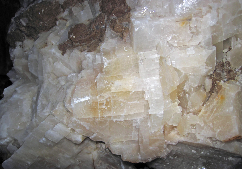Macrocrystalline calcite in dolomitic limestone (apparently the Geneva Dolomite Member, Jeffersonville Limestone, Lower Devonian; St. Paul Stone Quarry, St. Paul, Indiana, USA)