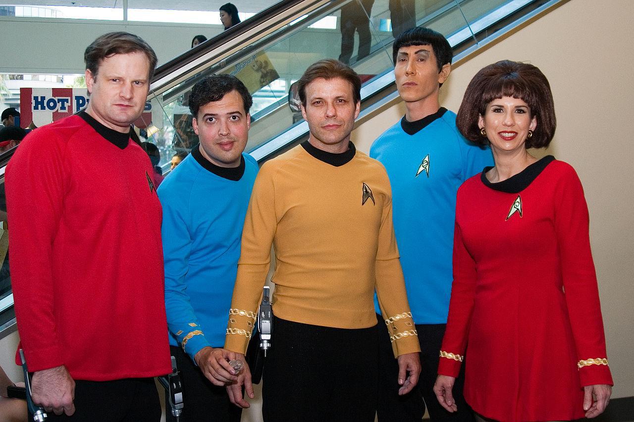 A photograph of the Star Trek cast
