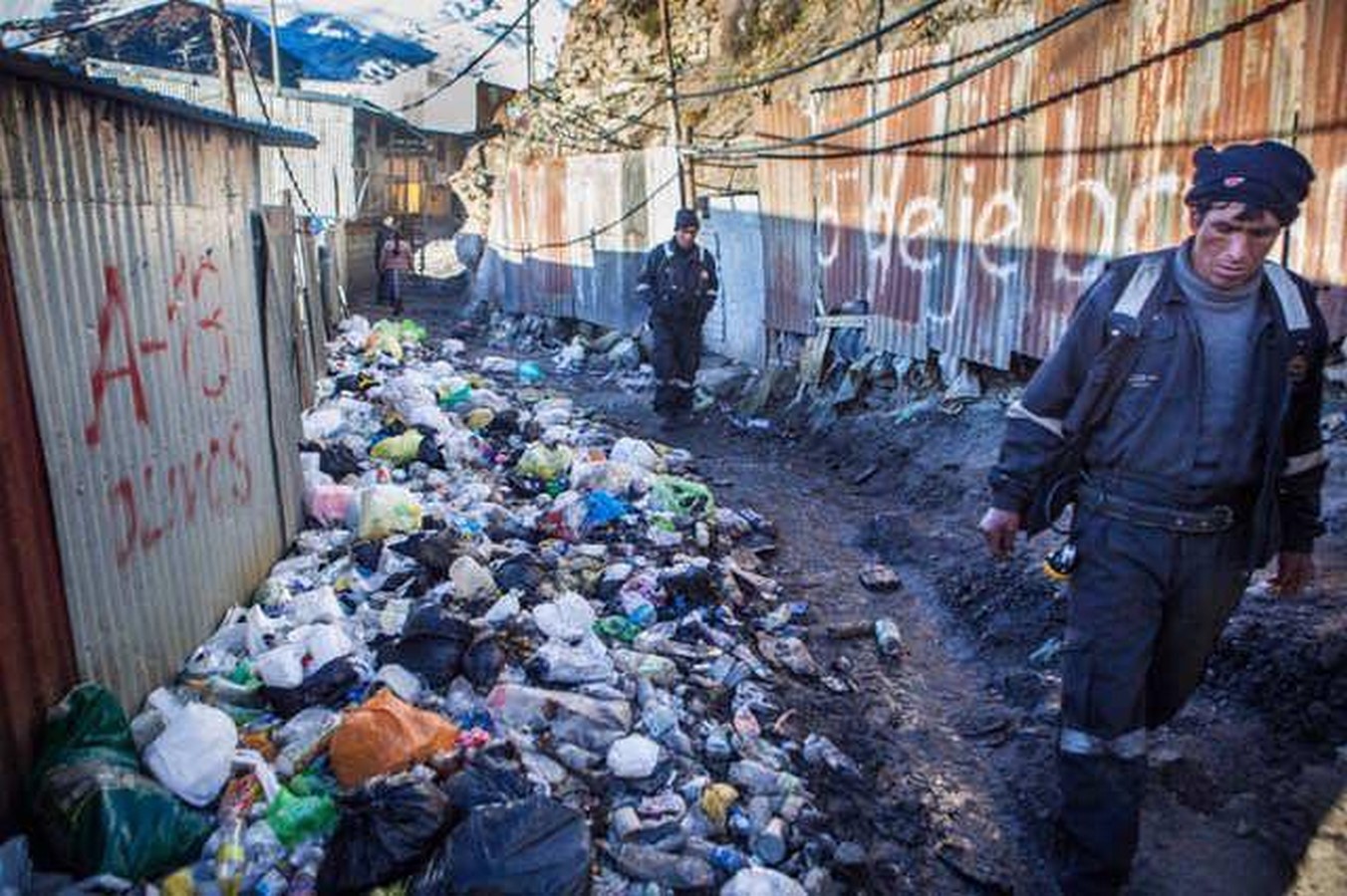 Garbage in La Rinconada