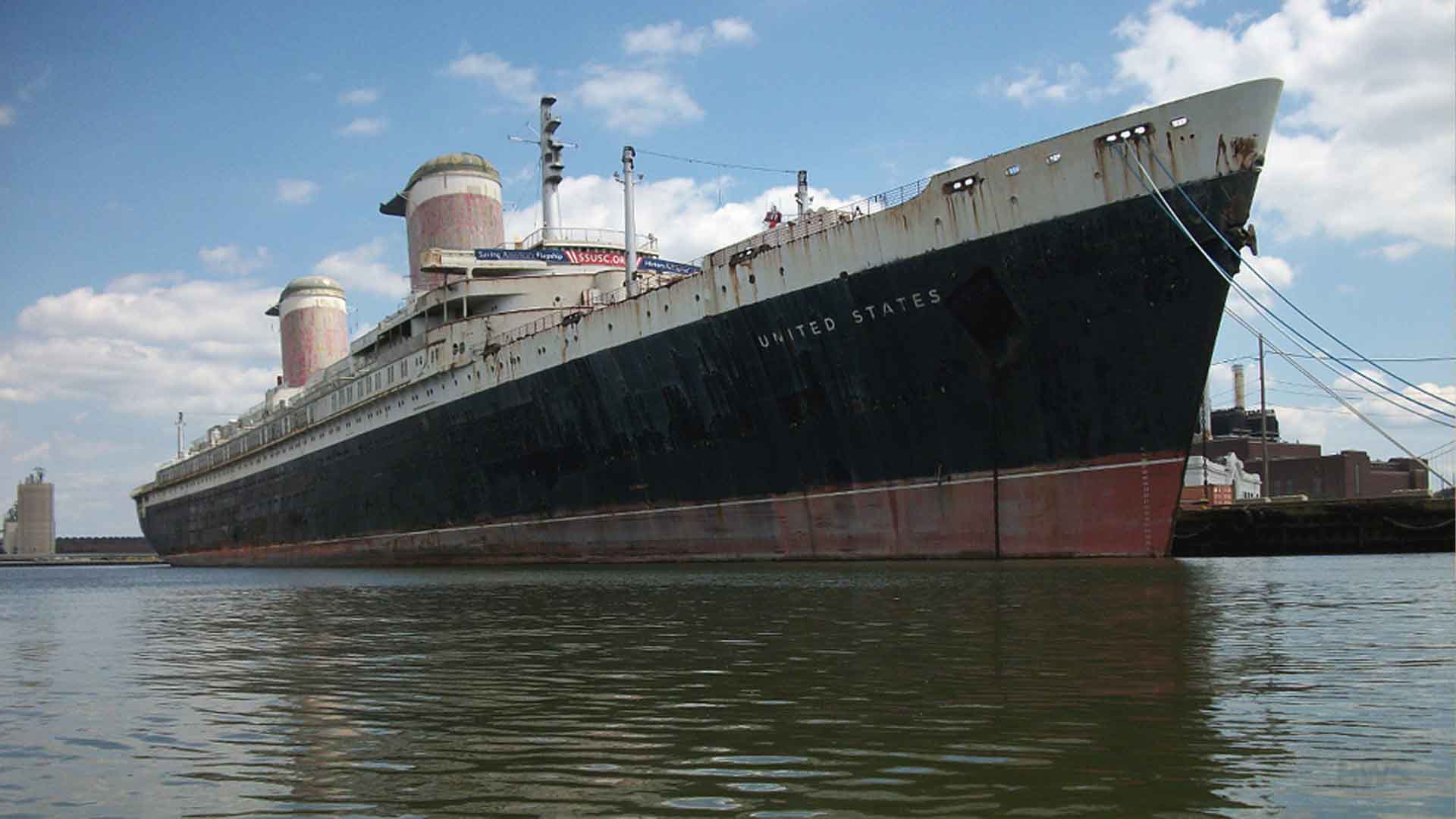 SS United States docked at Pier 82 in Columbus Boulevard, Philadelphia, on July 16, 2017