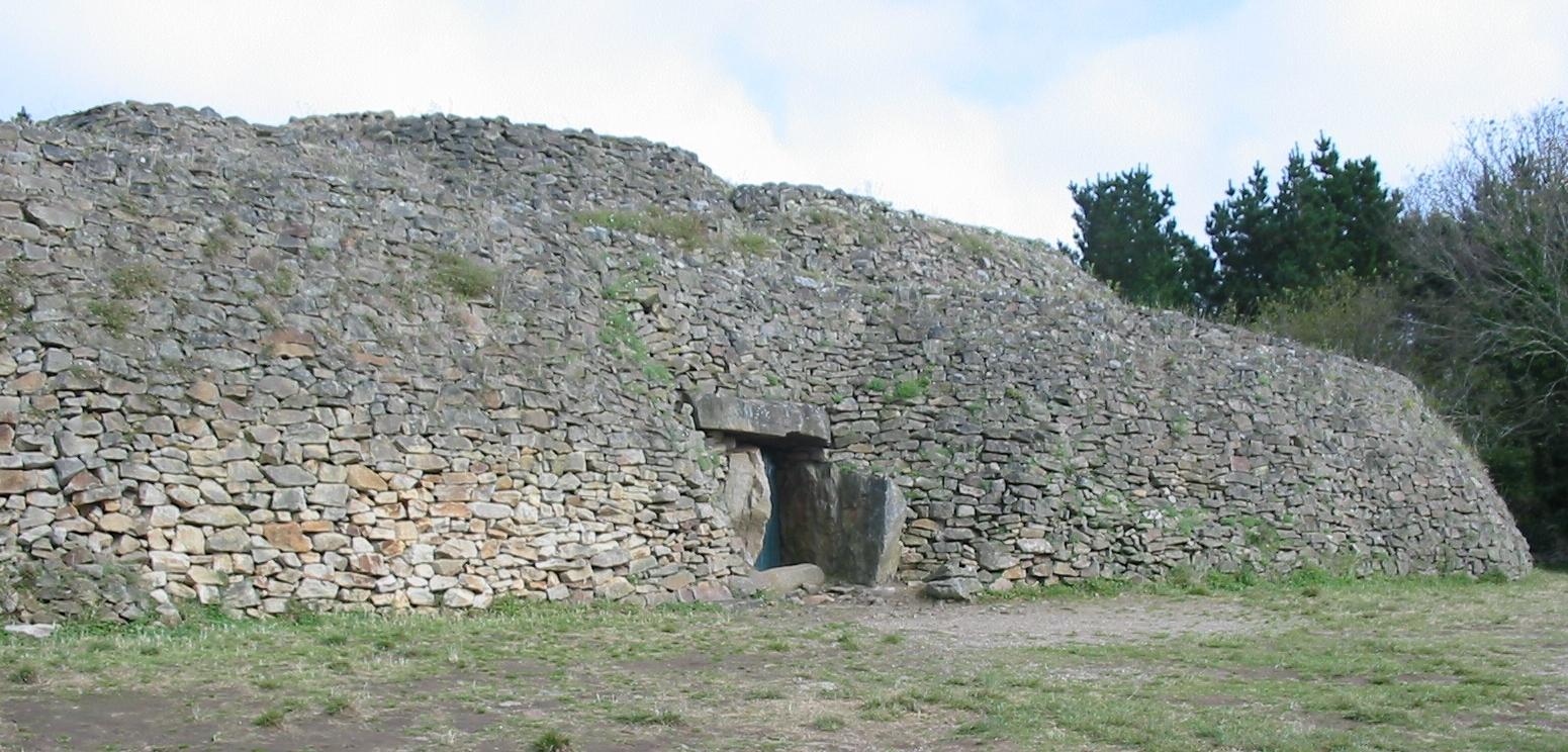 A photograph of the Gavrinis cairn