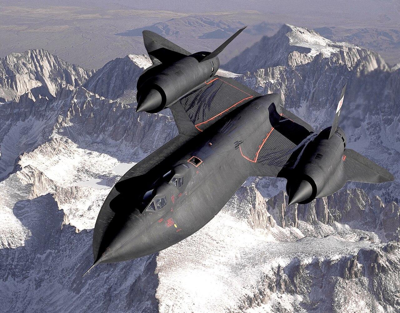A photograph of a Sr-71 Blackbird